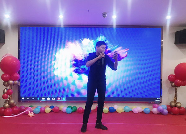 触宇年会精彩表演
